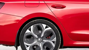 Skoda Octavia RS Rear Fender