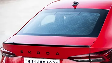 Skoda Octavia RS Rear Windshield/Windscreen