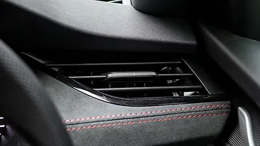 स्कोडा ऑक्टाविया आरएस राइट साइड एयर वेंट