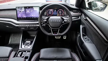 स्कोडा ऑक्टाविया आरएस स्टीयरिंग व्हील