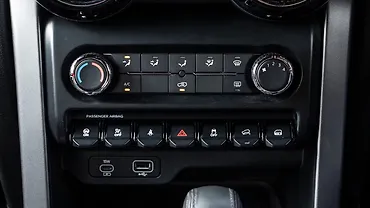 Mahindra Thar Drive Mode Buttons/Terrain Selector