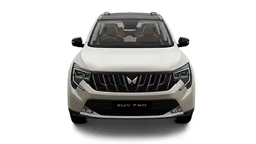 Mahindra XUV 7XO Front View