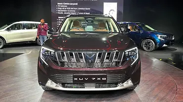 Mahindra XUV 7XO Grille