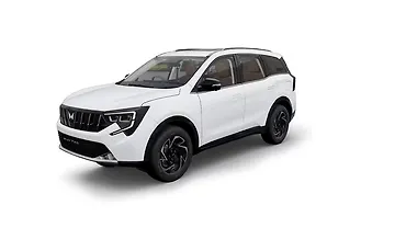 Mahindra XUV 7XO Left Front Three Quarter