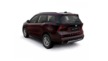 Mahindra XUV 7XO Left Rear Three Quarter