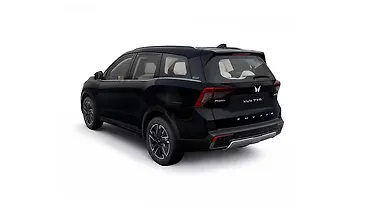 Mahindra XUV 7XO Left Rear Three Quarter