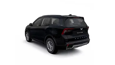 Mahindra XUV 7XO Left Rear Three Quarter