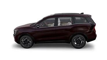 Mahindra XUV 7XO Left Side View