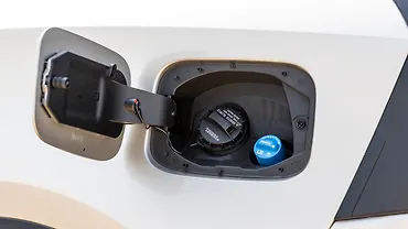 Mahindra XUV 7XO Open Fuel Lid