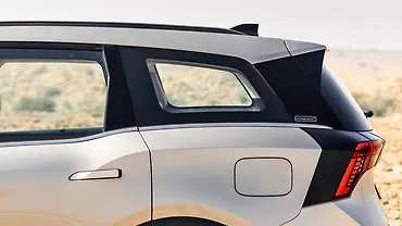 Mahindra XUV 7XO Rear Quarter Glass