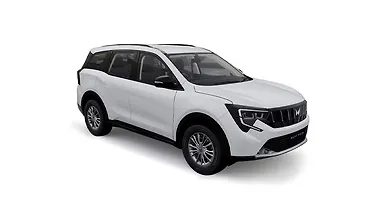 Mahindra XUV 7XO Right Front Three Quarter