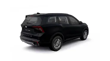 Mahindra XUV 7XO Right Rear Three Quarter