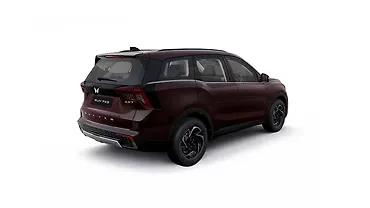 Mahindra XUV 7XO Right Rear Three Quarter