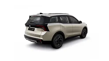 Mahindra XUV 7XO Right Rear Three Quarter