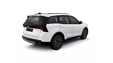 Mahindra XUV 7XO Right Rear Three Quarter