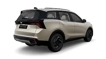 Mahindra XUV 7XO Right Rear Three Quarter