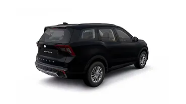 Mahindra XUV 7XO Right Rear Three Quarter