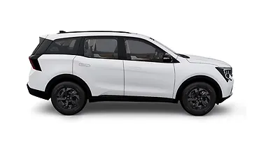 Mahindra XUV 7XO Right Side View