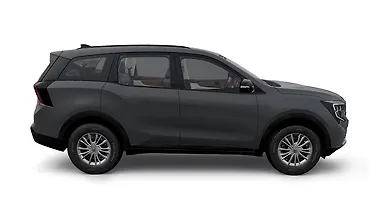 Mahindra XUV 7XO Right Side View