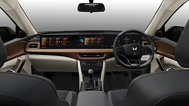 Mahindra XUV 7XO Dashboard