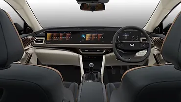 Mahindra XUV 7XO Dashboard