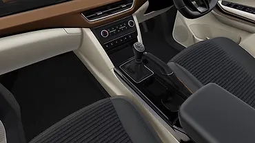 Mahindra XUV 7XO Gear Shifter/Gear Shifter Stalk