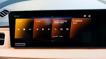 Mahindra XUV 7XO Infotainment System