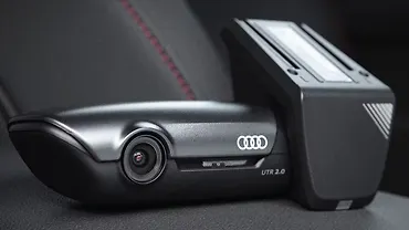 ऑडी q7 डैशकैम
