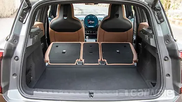 मिनी कंट्रीमैन इलेक्ट्रिक बूटस्पेस