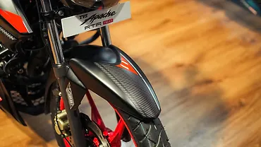 TVS Apache RTR 160 Front Mudguard