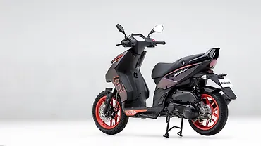 Aprilia SR 175 Left Rear Three Quarter