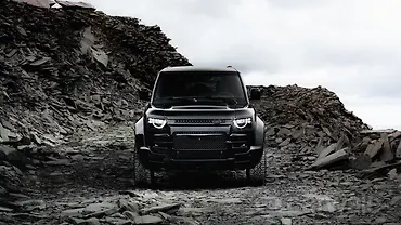 Land Rover Defender Octa Black: Now in Pictures