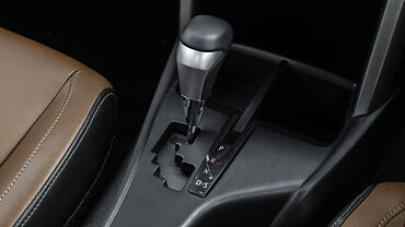 Discontinued Toyota Innova Crysta 2020 Gear Shifter/Gear Shifter Stalk