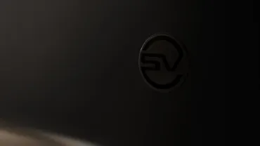 Land Rover Range Rover Rear Logo