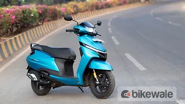 टीवीएस जुपिटर की क़ीमत पर आया 3,250 रुपए का उछाल; यहां देखें सभी वेरीएंट्स की नई क़ीमतें