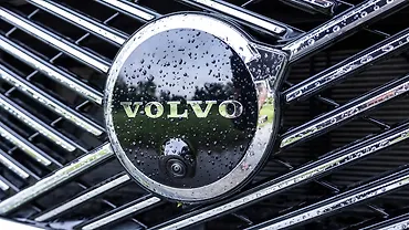 वॉल्वो xc60 सामने का लोगो