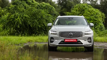 वॉल्वो xc60 सामने का दृश्य