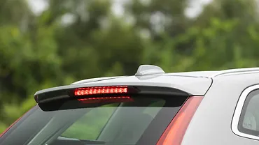 वॉल्वो xc60 पीछे की ओर हाई माउंटेड स्टॉप लैम्प