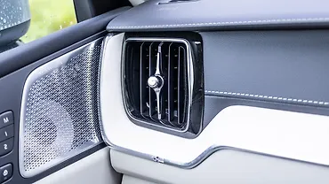 वॉल्वो xc60 फ्रंट पैसेंजर एयर वेंट