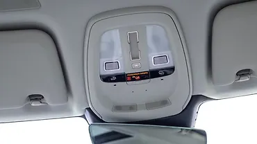 वॉल्वो xc60 पीछे की रो में रूफ़ माउंटेड केबिन लैम्प्स