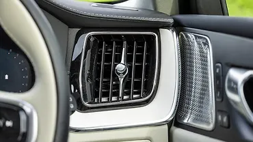 वॉल्वो xc60 राइट साइड एयर वेंट