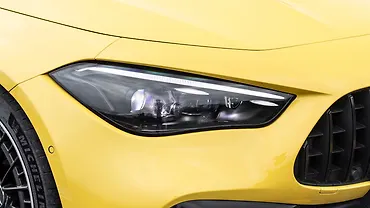 मर्सिडीज़ बेंज़ एएमजी CLE हेडलाइट