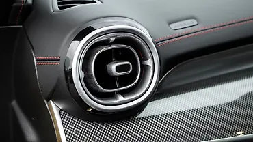 मर्सिडीज़ बेंज़ एएमजी CLE फ्रंट पैसेंजर एयर वेंट