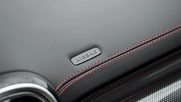 मर्सिडीज़ बेंज़ एएमजी CLE फ्रंट पैसेंजर एयरबैग