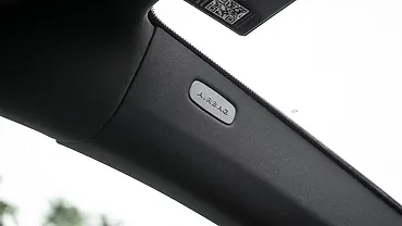 मर्सिडीज़ बेंज़ एएमजी CLE बाएं ओर कर्टन एयरबैग