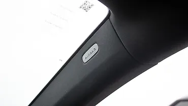 मर्सिडीज़ बेंज़ एएमजी CLE दाहिनी ओर कर्टन एयरबैग