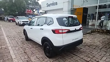 Renault Triber Left Rear Three Quarter