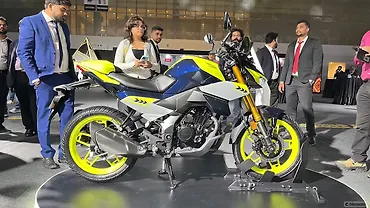 Honda CB125 Hornet Launched at Rs. 1.12 Lakh