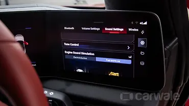 एमजी साइबरस्टर इंस्ट्रूमेंट क्लस्टर