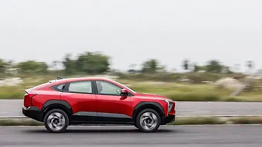 Comment: NITI Aayog Raises Concern over Low Electric Car Adoption